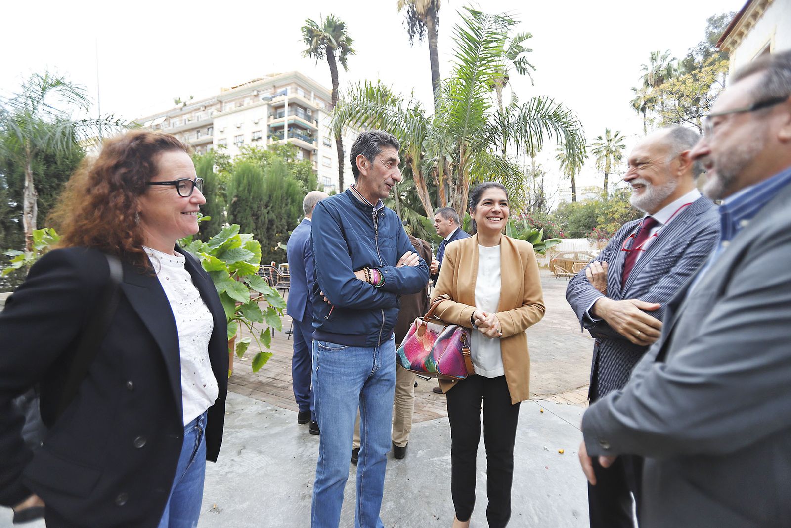 Imágenes de la recepción del Foro Gerardo Rojas de Huelva Información