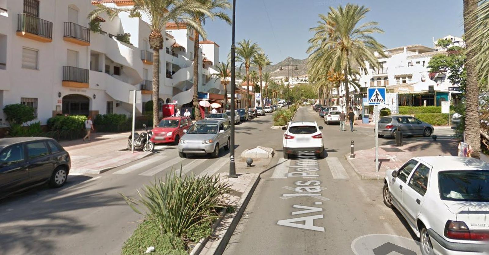 Vista de la avenida de Las Palmeras, en Benalmádena.