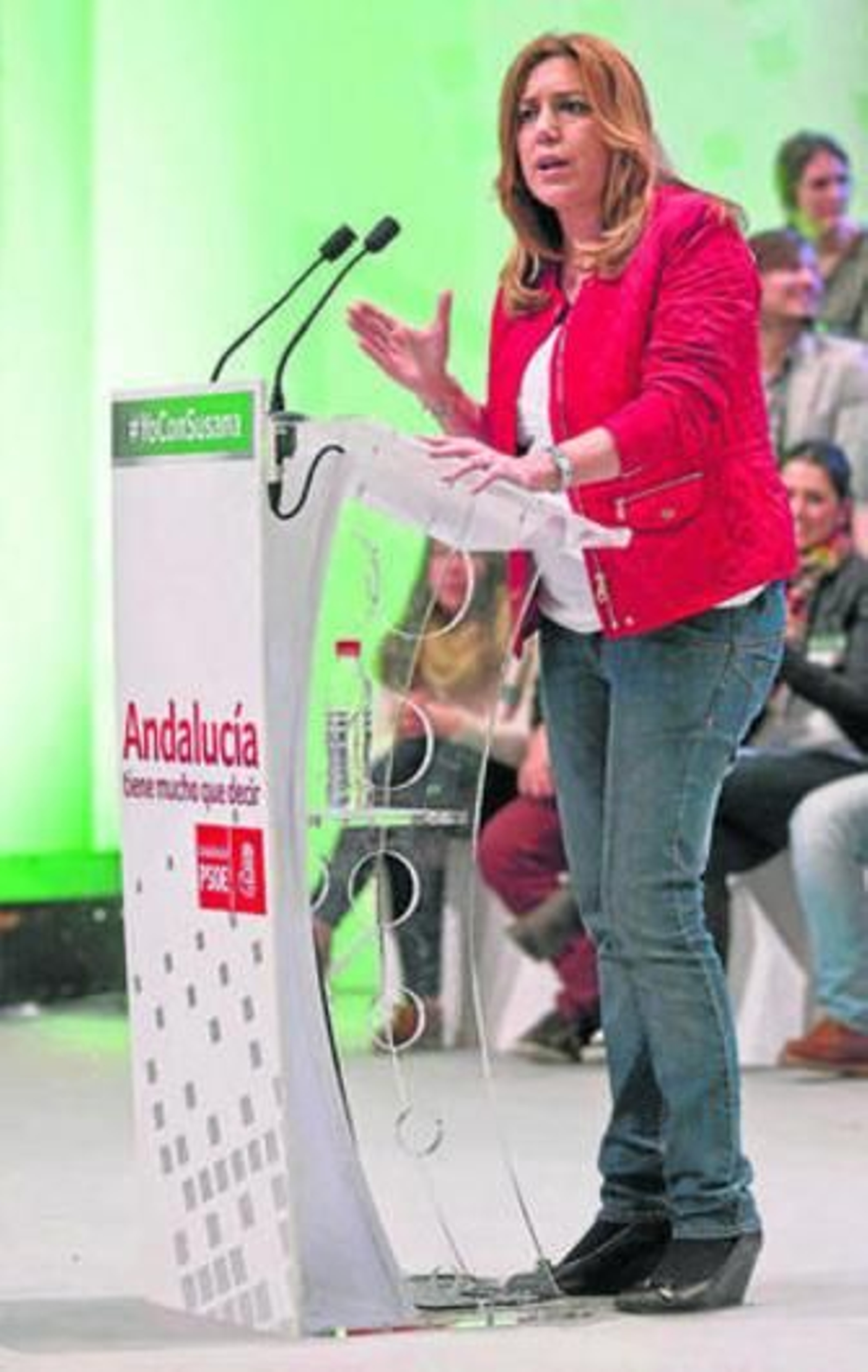 Susana Díaz, ayer en el mitin en Alcalá de Guadaíra.