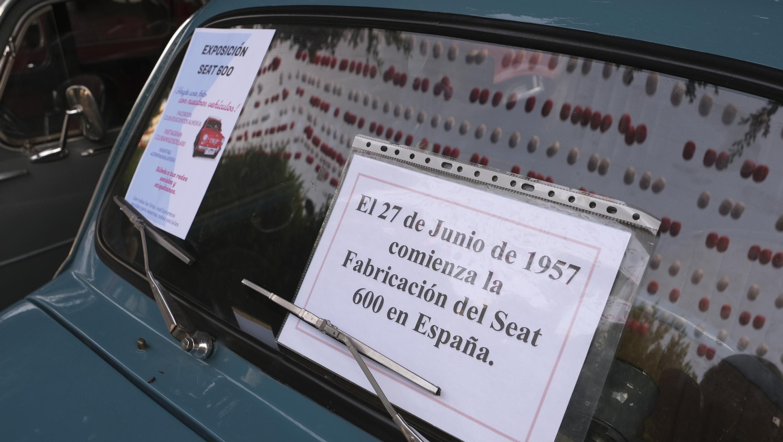 Los Seat 600 y los Mini en la Feria de Almería 2024, en imágenes