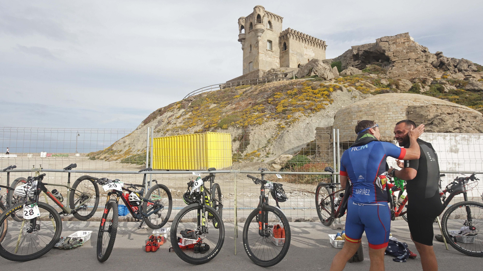 Fotos del I Triatlón Cros del Viento en Tarifa