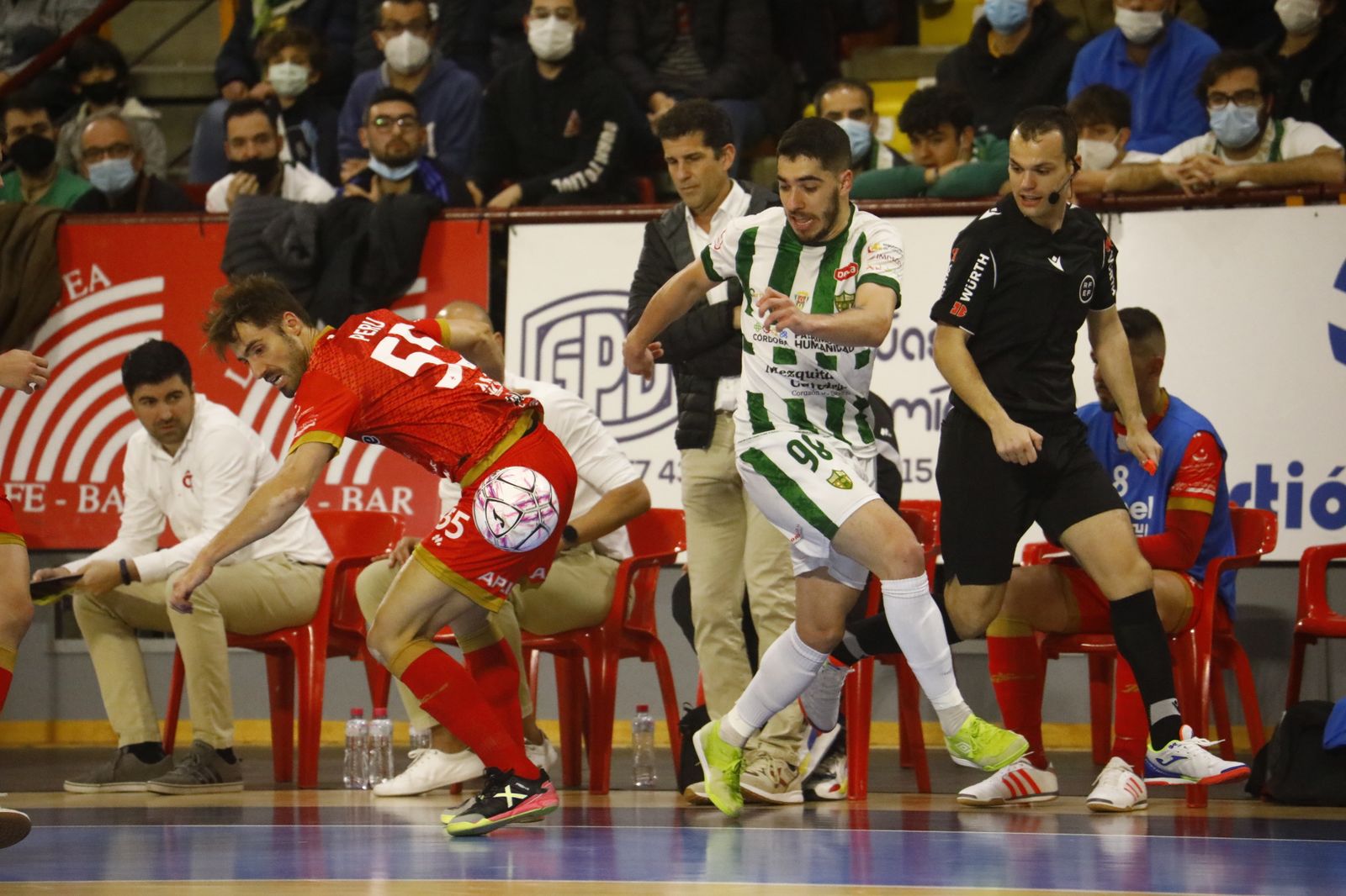 El empate del Córdoba Futsal ante el Jimbee Cartagena, en imágenes