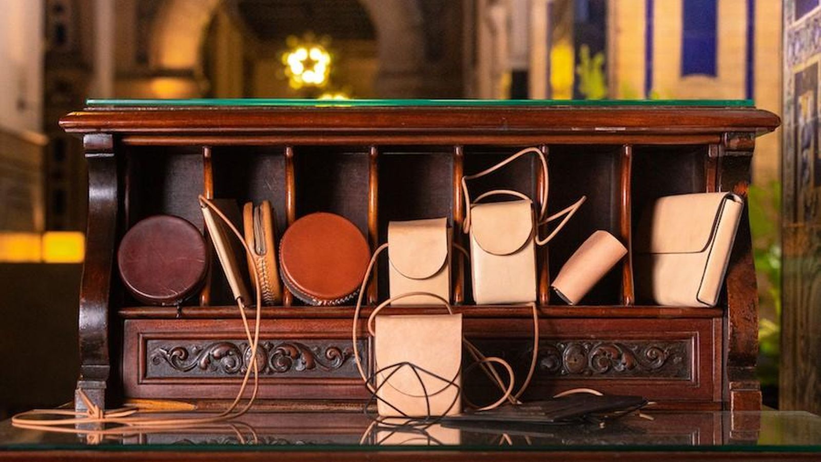 Artículos de piel de la firma Lina 1960.