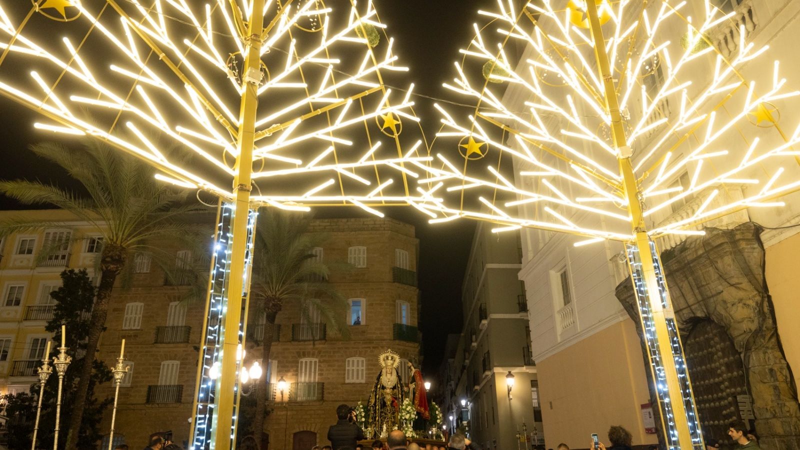Traslado de los titulares de Ecce-Homo de regreso a la iglesia de San Pablo.