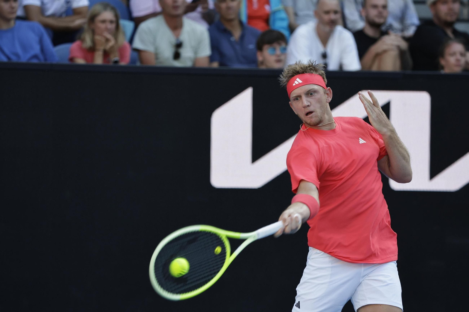 Alejandro Davidovich obra una remontada mágica y está en octavos de final del Open de Australia