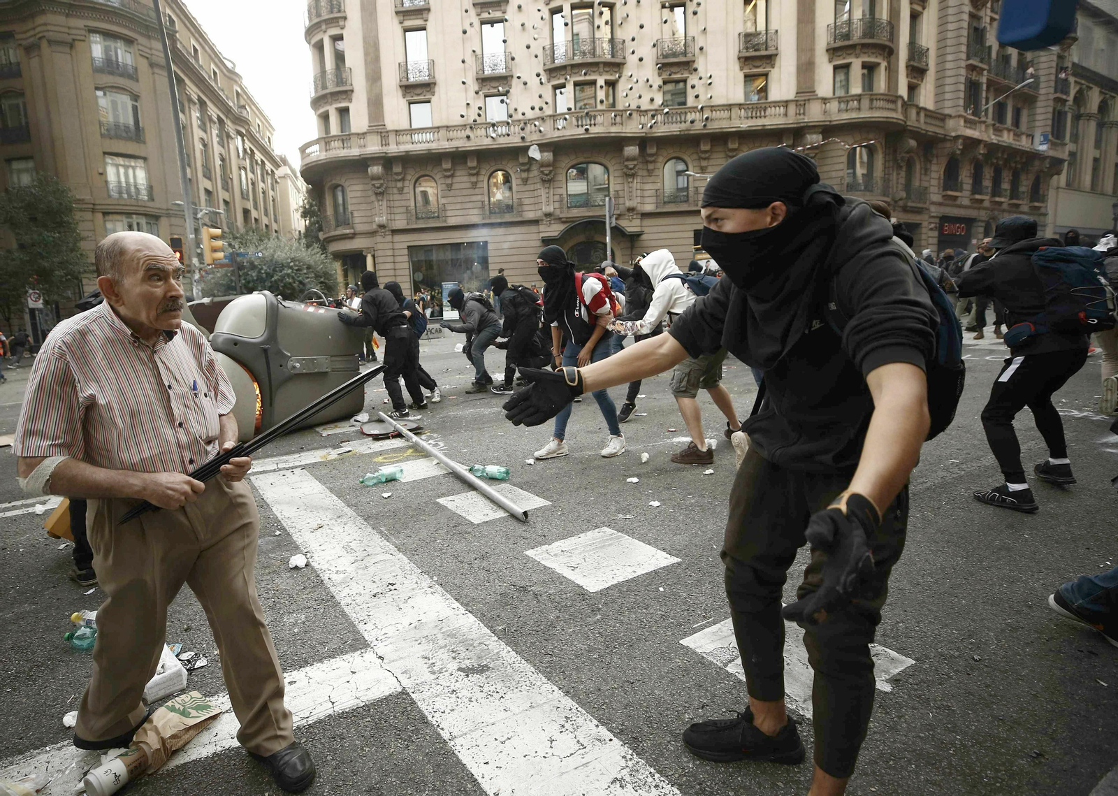 Las imágenes de la quinta jornada de disturbios en Cataluña