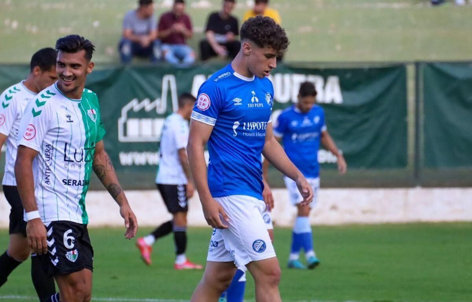 Villarreal y Sevilla se fijan el Hugo, delantero juvenil del XDFC