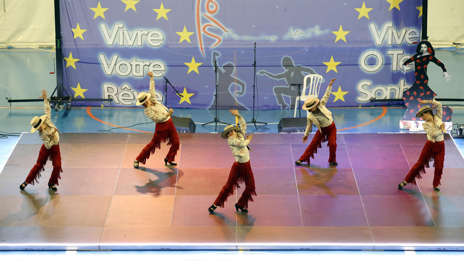 Concurso de baile ‘Dancing Stars’ en el Palacio de Deportes de Chapín en Jerez