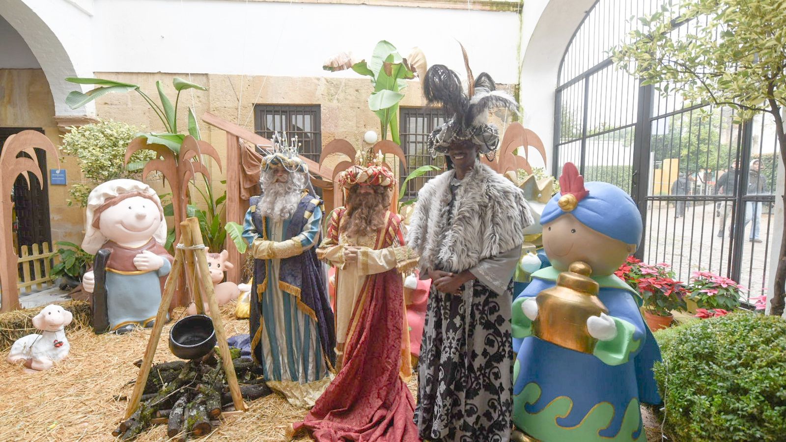 Melchor, Gaspar y Baltasar, este domingo en el Palacio de Orive.