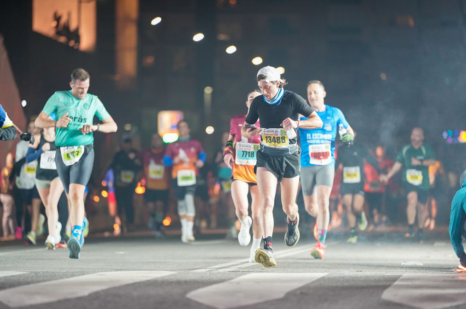 En imágenes: búscate en tu llegada a meta de la Carrera de San Antón 2026 (10)