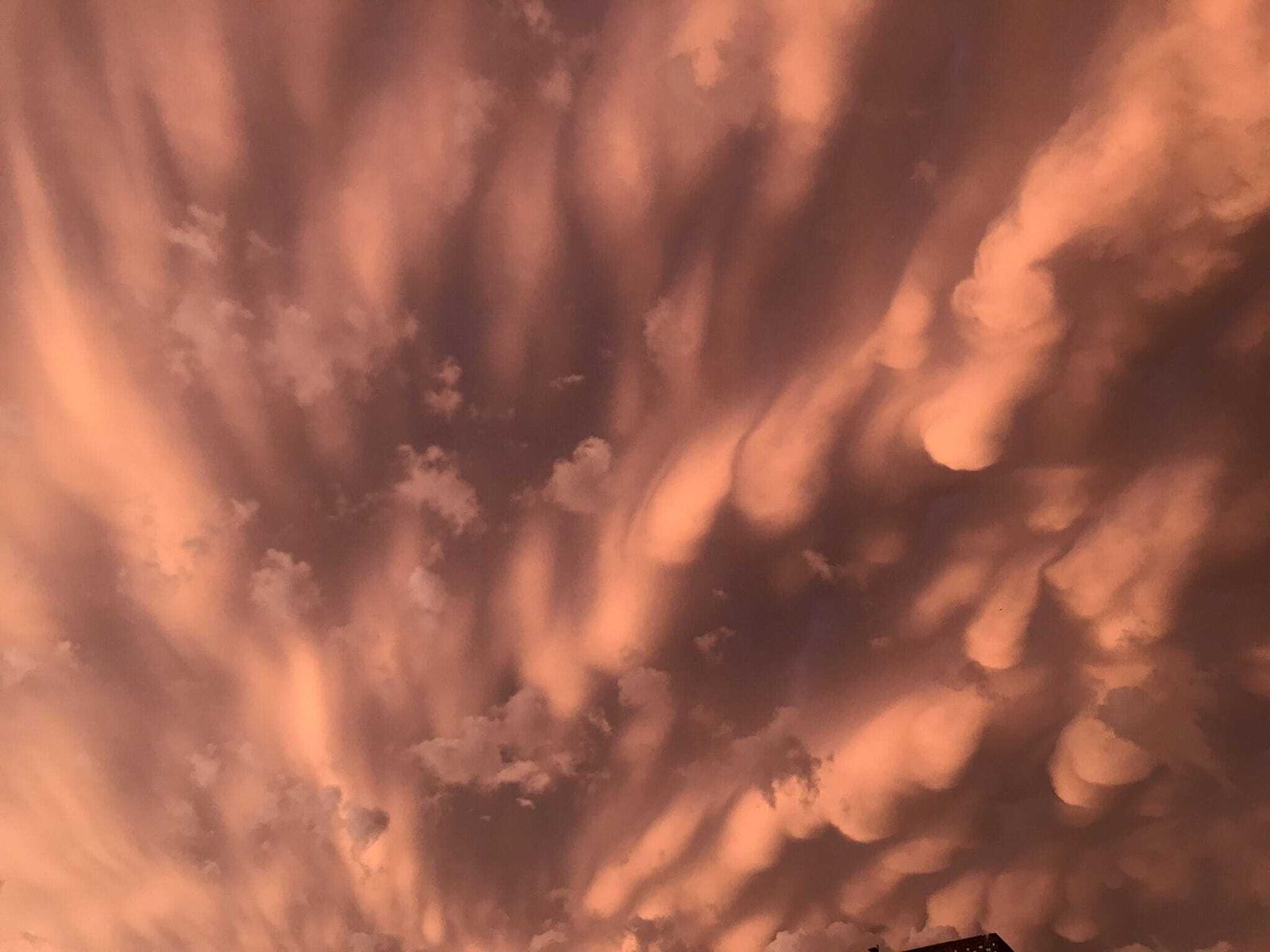 'Mammatus', ayer, en el cielo de Málaga.
