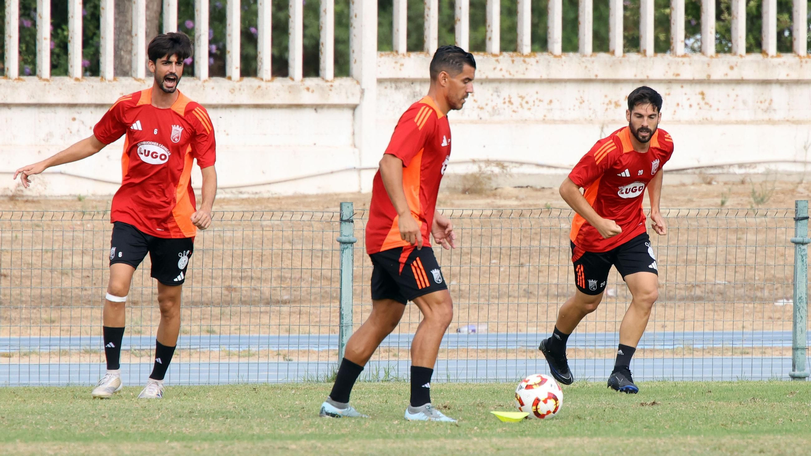 Imágenes del entrenamiento del Xerez CD en el 'Pepe Ravelo' de Chapín