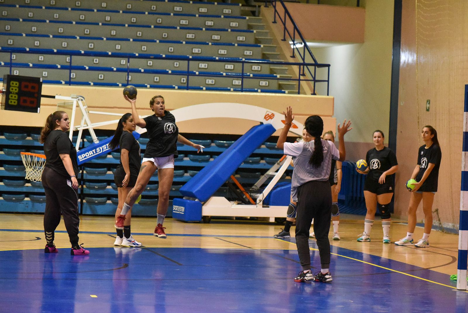 Las fotos del entrenamiento del BM Ciudad de Algeciras femenino