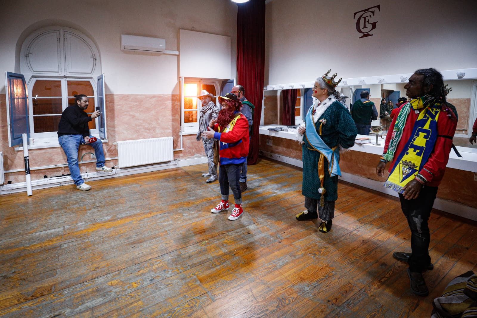 Búscate entre las mejores imágenes de la primera sesión de cuartos del COAC 2026