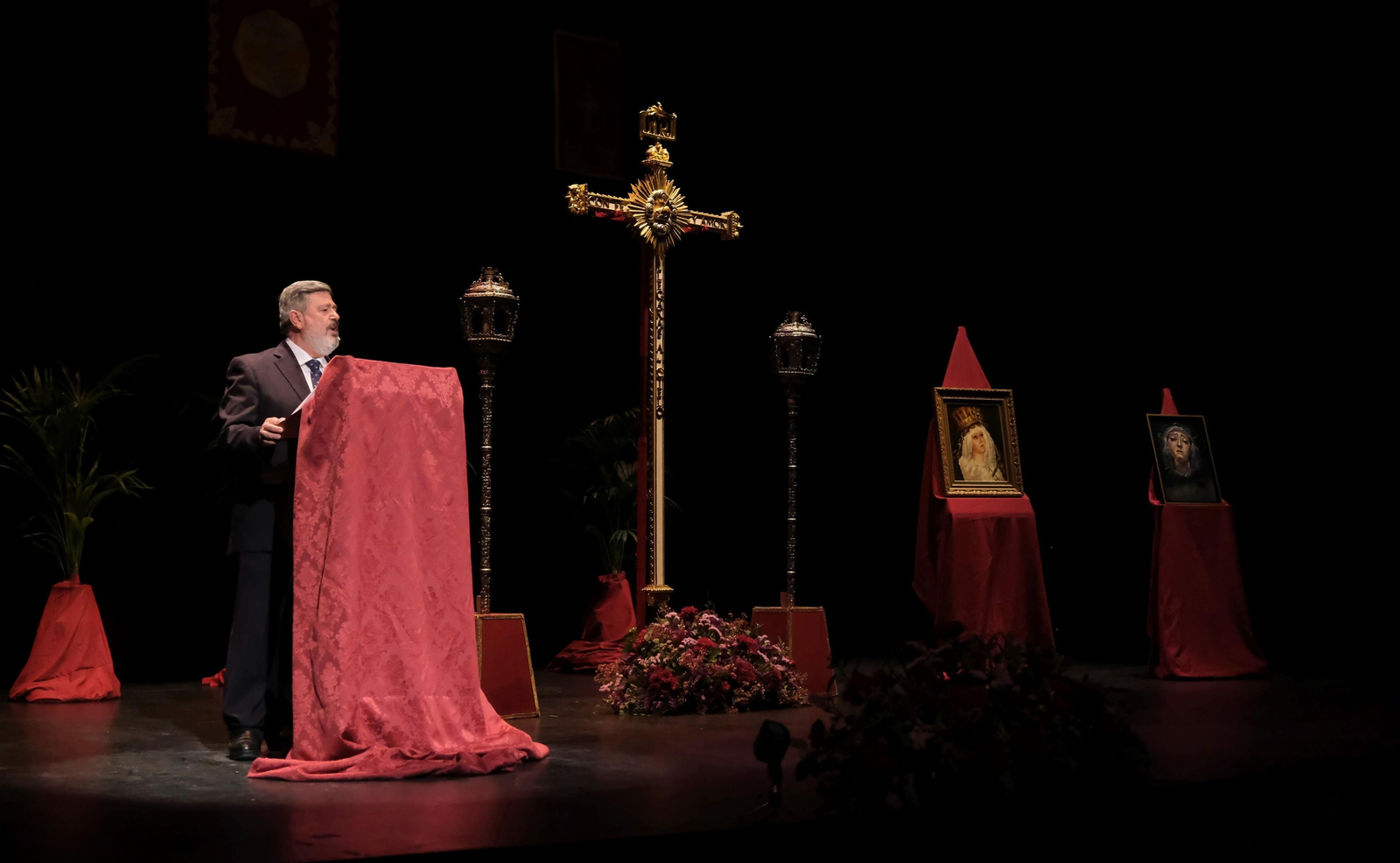 Francisco Román Morales pronuncia el pregón de la Semana Santa de Córdoba 2023.