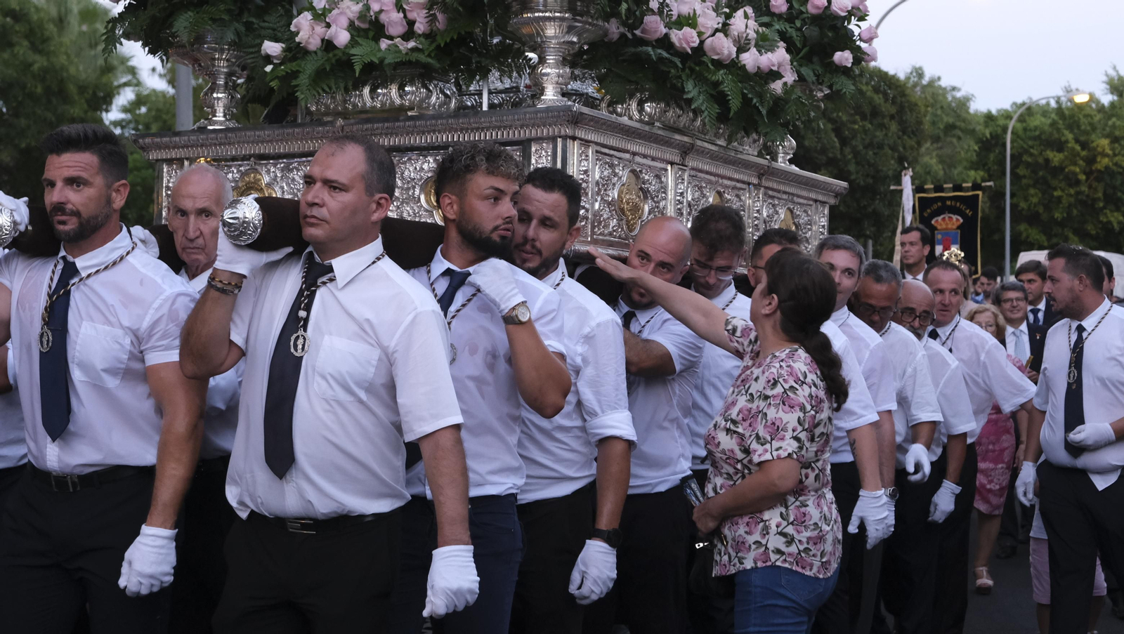 Procesión terrestre de la Virgen del Carmen en Aguadulce