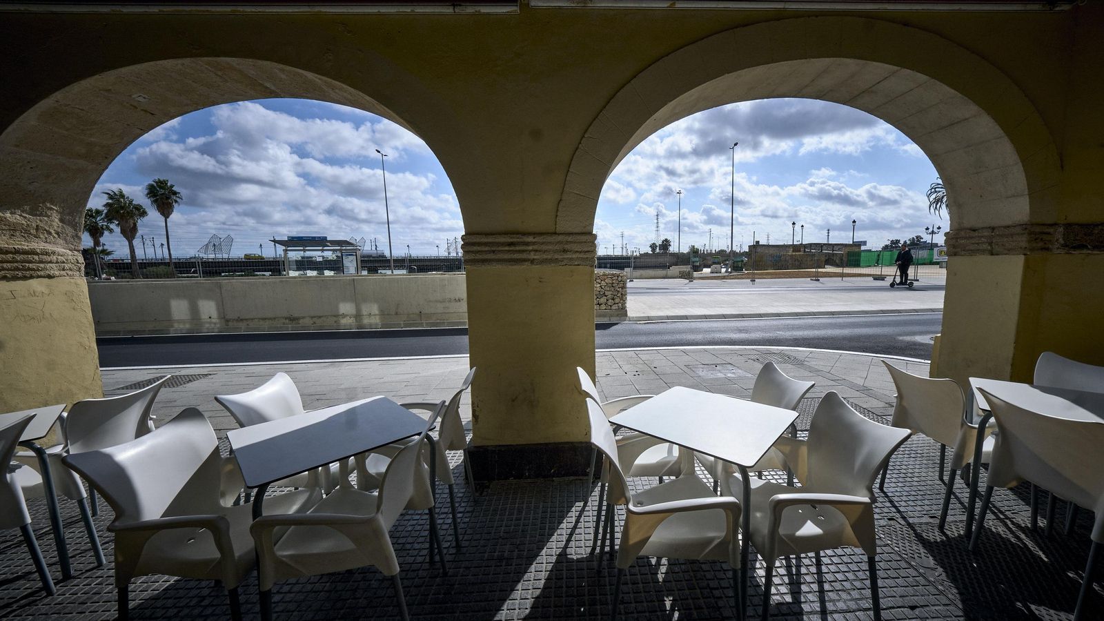 Los establecimientos comerciales de la zona lo han pasado muy mal en estos cerca de nueve años.