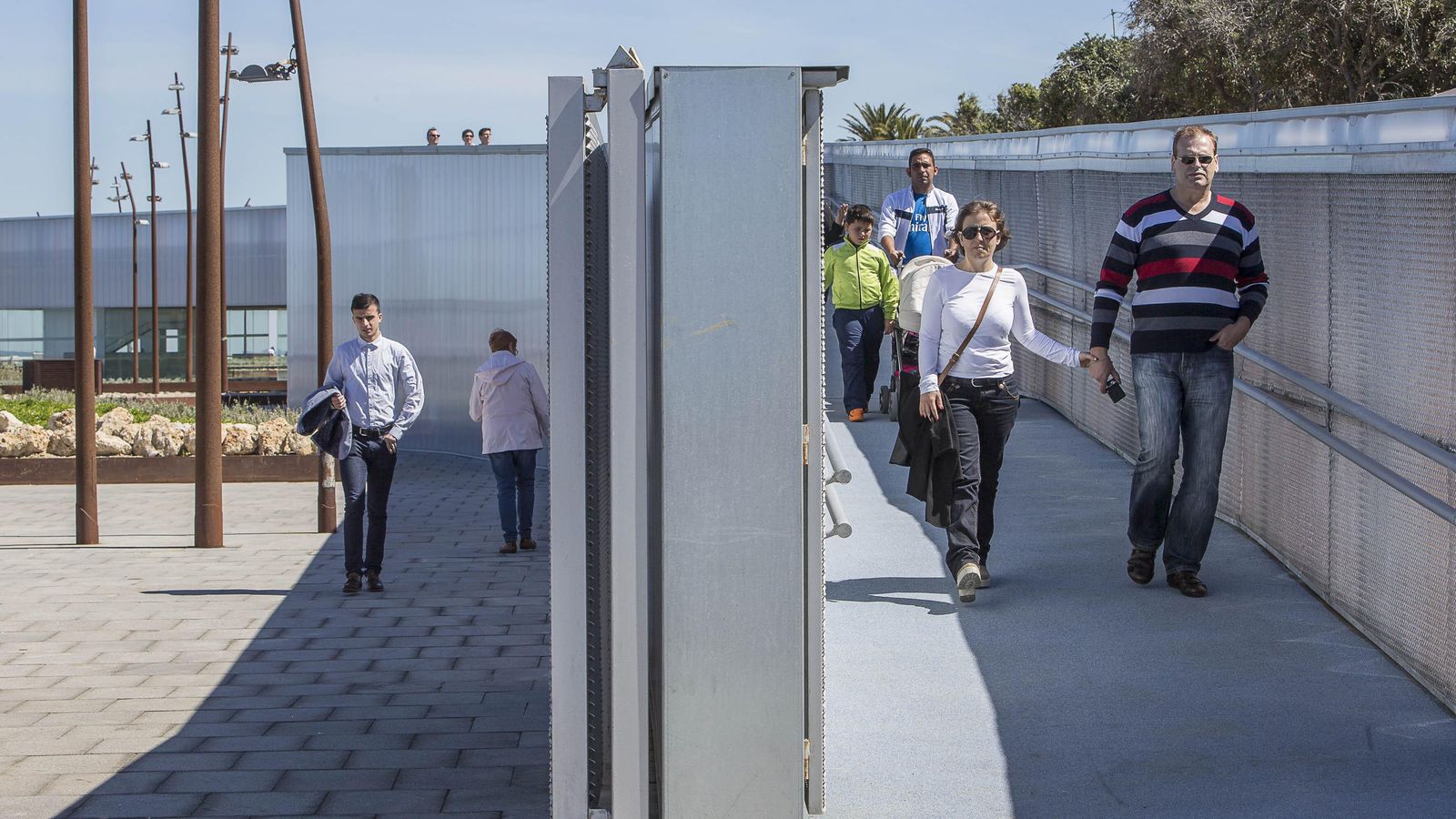 El paseo peatonal por la pérgola del parque Genovés, en una imagen de 2015. El paseo peatonal por la pérgola del parque Genovés, en una imagen de 2015.