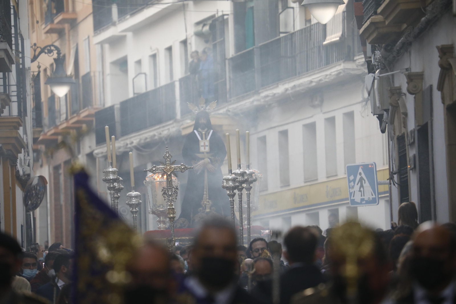 El traslado de Nuestro Padre Jesús Nazareno Rescatado, en imágenes