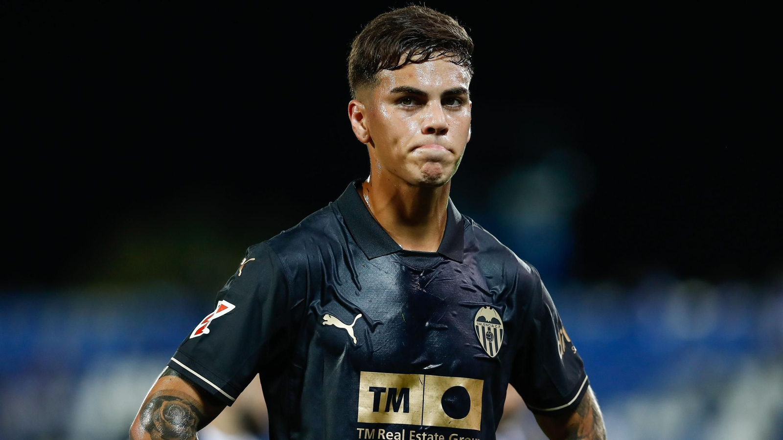 Enzo Barrenechea en un partido con el Valencia Enzo Barrenechea en un partido con el Valencia