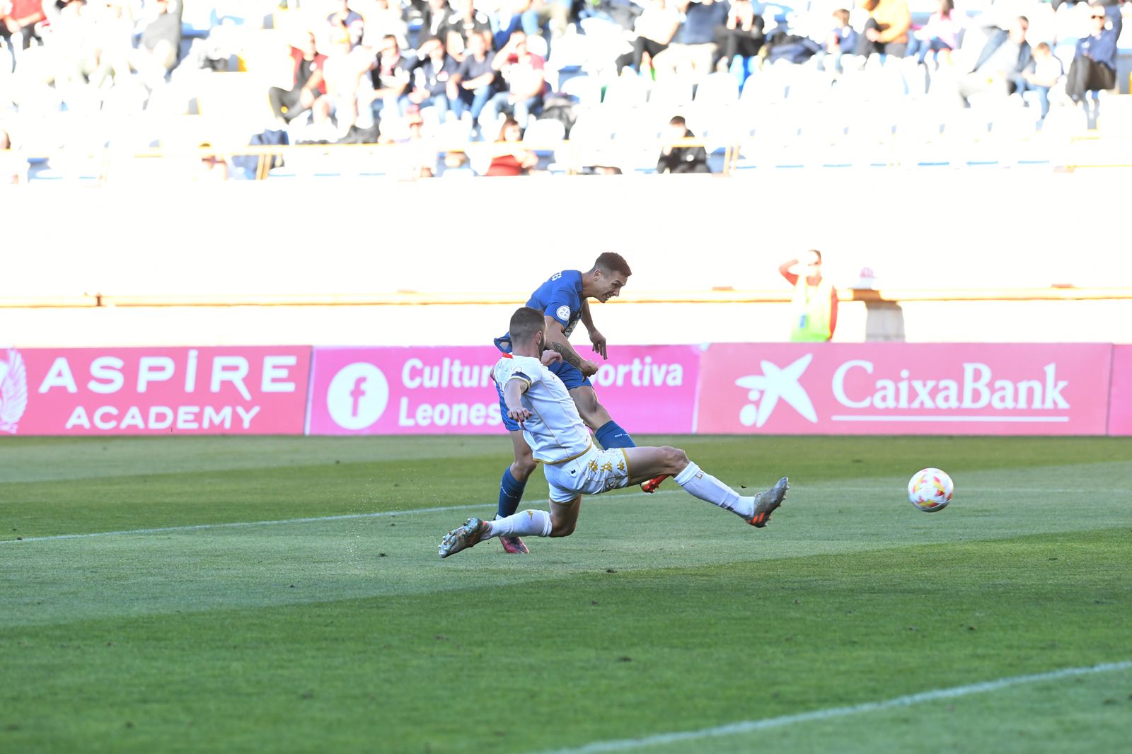 Las imágenes del triunfo del Córdoba CF ante la Cultural Leonesa