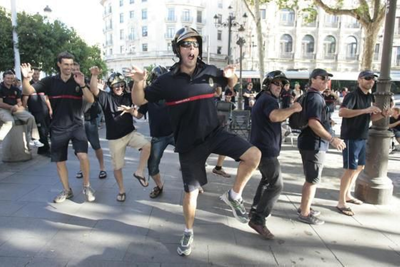 Los Bomberos, ante el Ayuntamiento