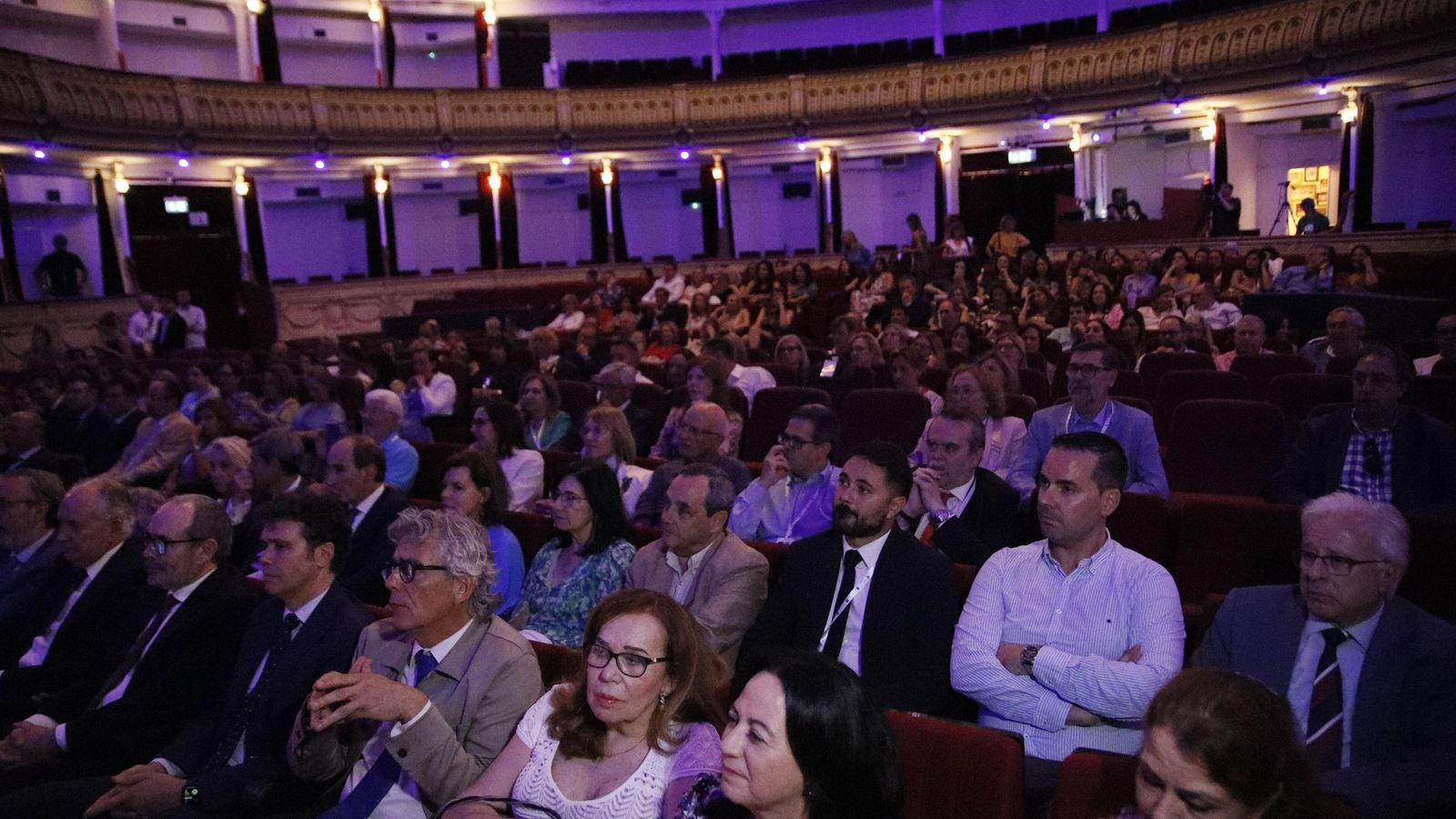 Más de 300 profesionales se han dado cita en estas jornadas.