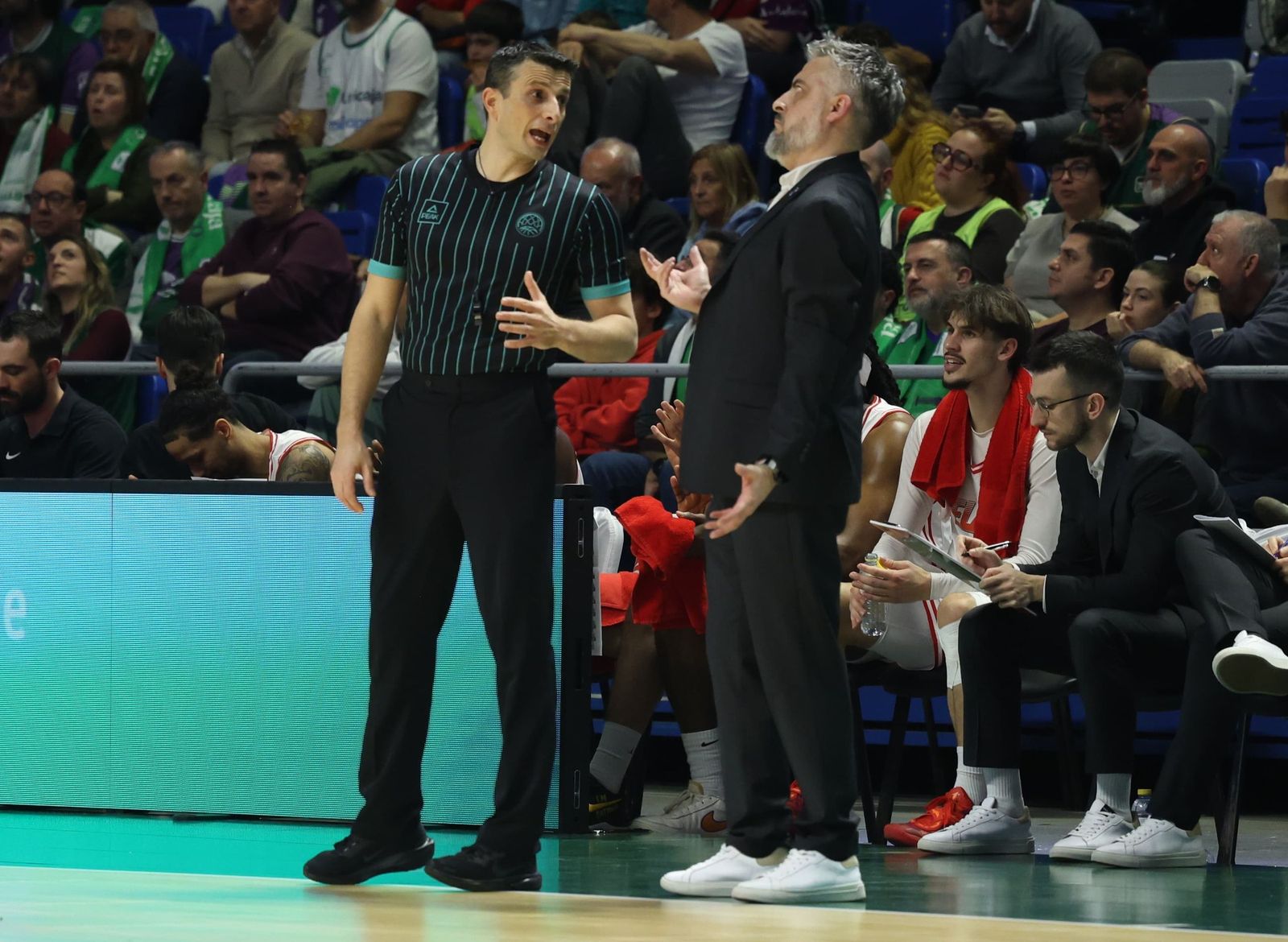 El Unicaja-Elan Chalon, en fotos