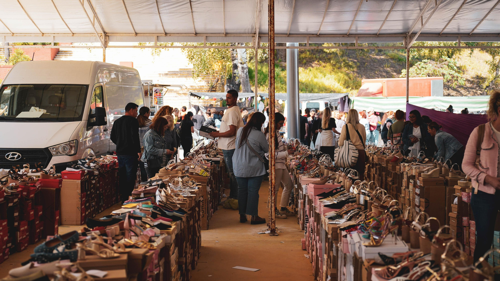 El mercadillo de Algeciras, en imágenes