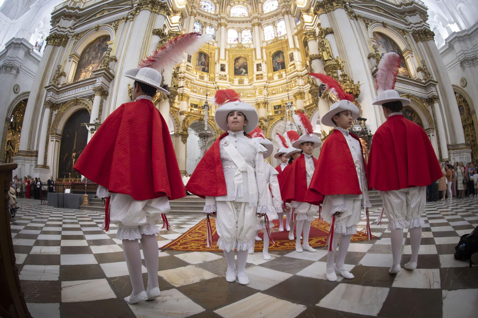 Solemne Procesión del Corpus Christi de Granada, Junio 2025.jpg