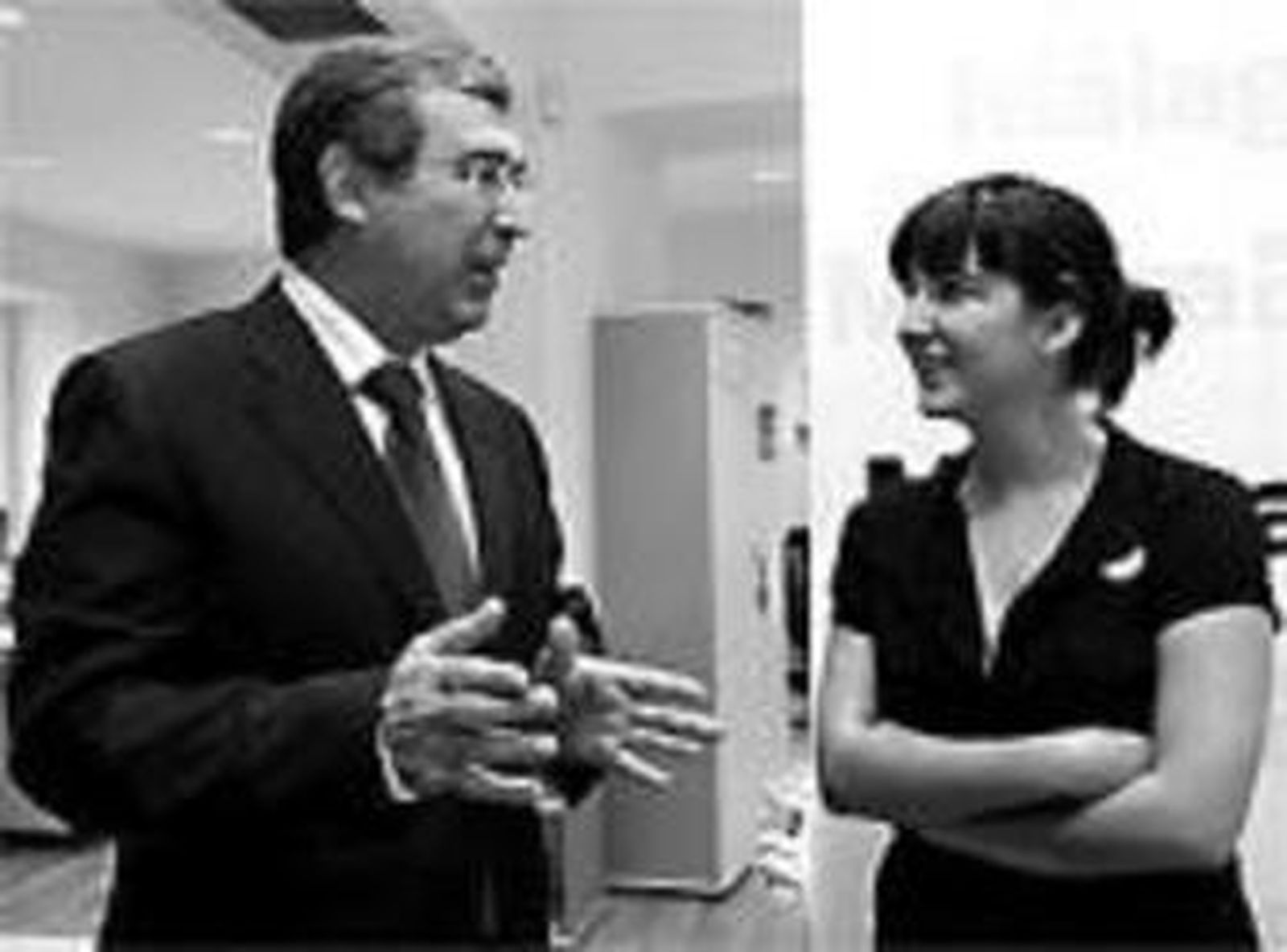 El alcalde de Mijas, Antonio Sánchez, contestando a los lectores de 'Málaga Hoy'.