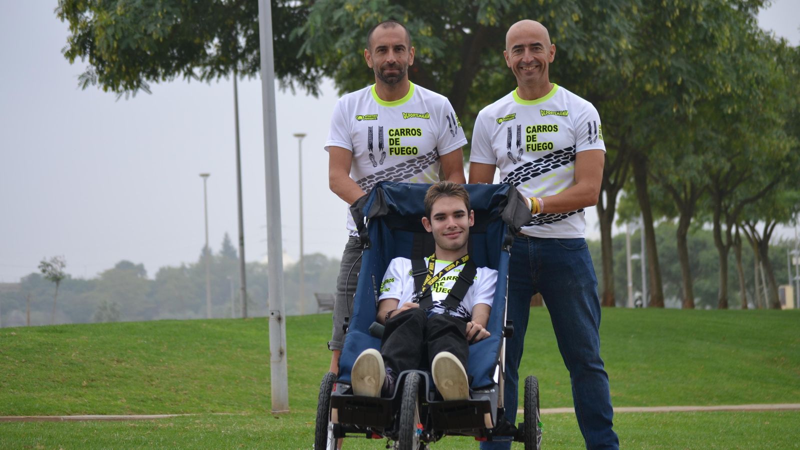 MIguel Ángel Quintas y Antonio Manuel Jurado junto a Cristian González