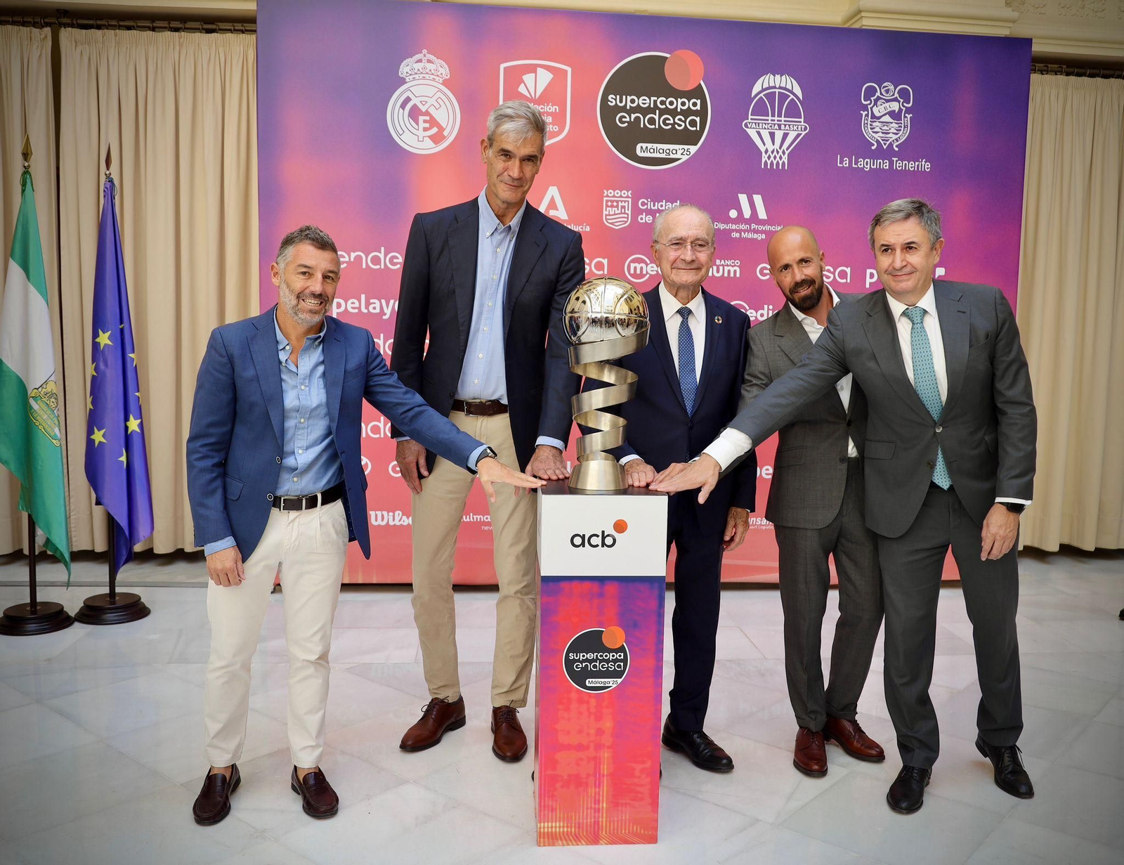Las fotos del sorteo de Supercopa con mucho VIP: Duda, Carlos Suárez, Sergio Rodríguez...