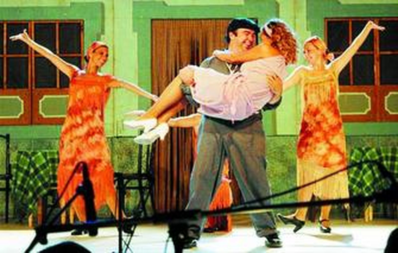 Una escena de la zarzuela 'La del manojo de rosas', de Pablo Sorozábal.