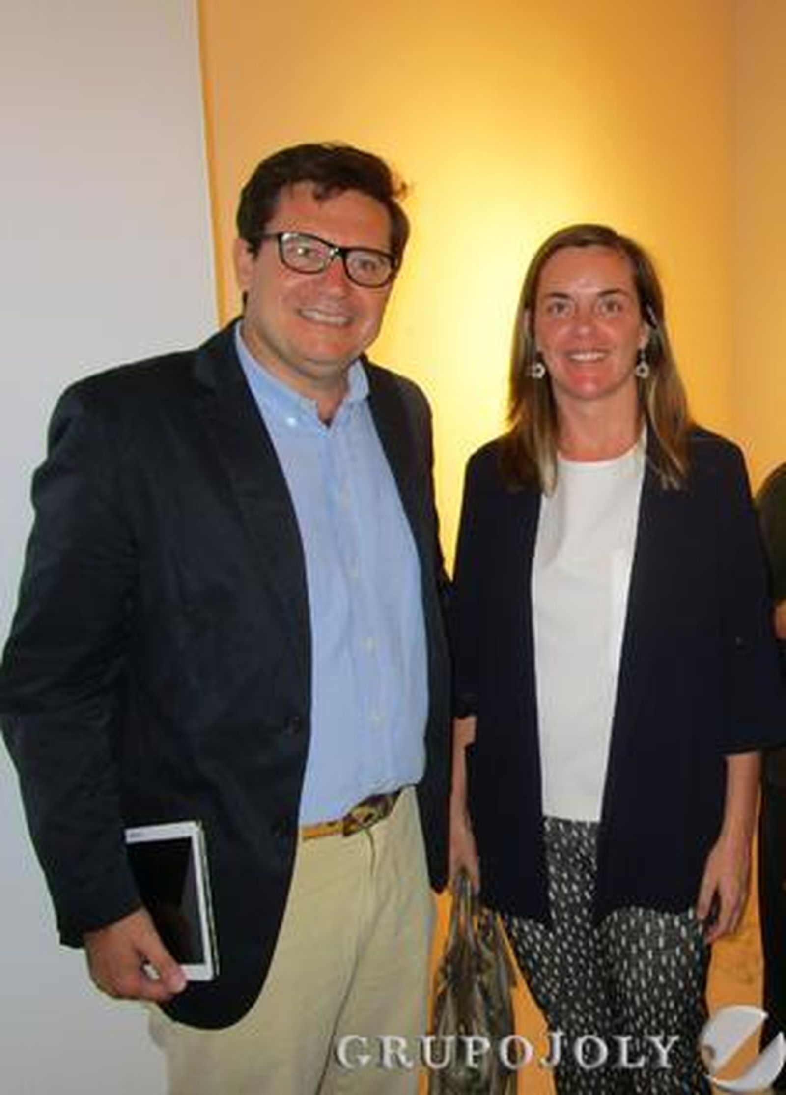 Enrique García-Máiquez y Leonor Blázquez.

Foto: Ignacio Casas de Ciria