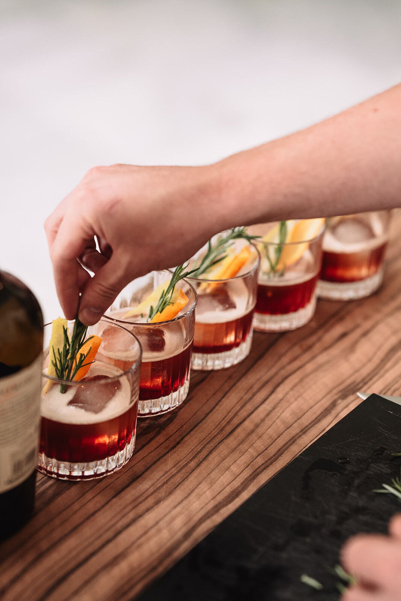 Así fue el tributo al Festival de Woodstock y  la Cardenal Mendoza Cocktail Competition