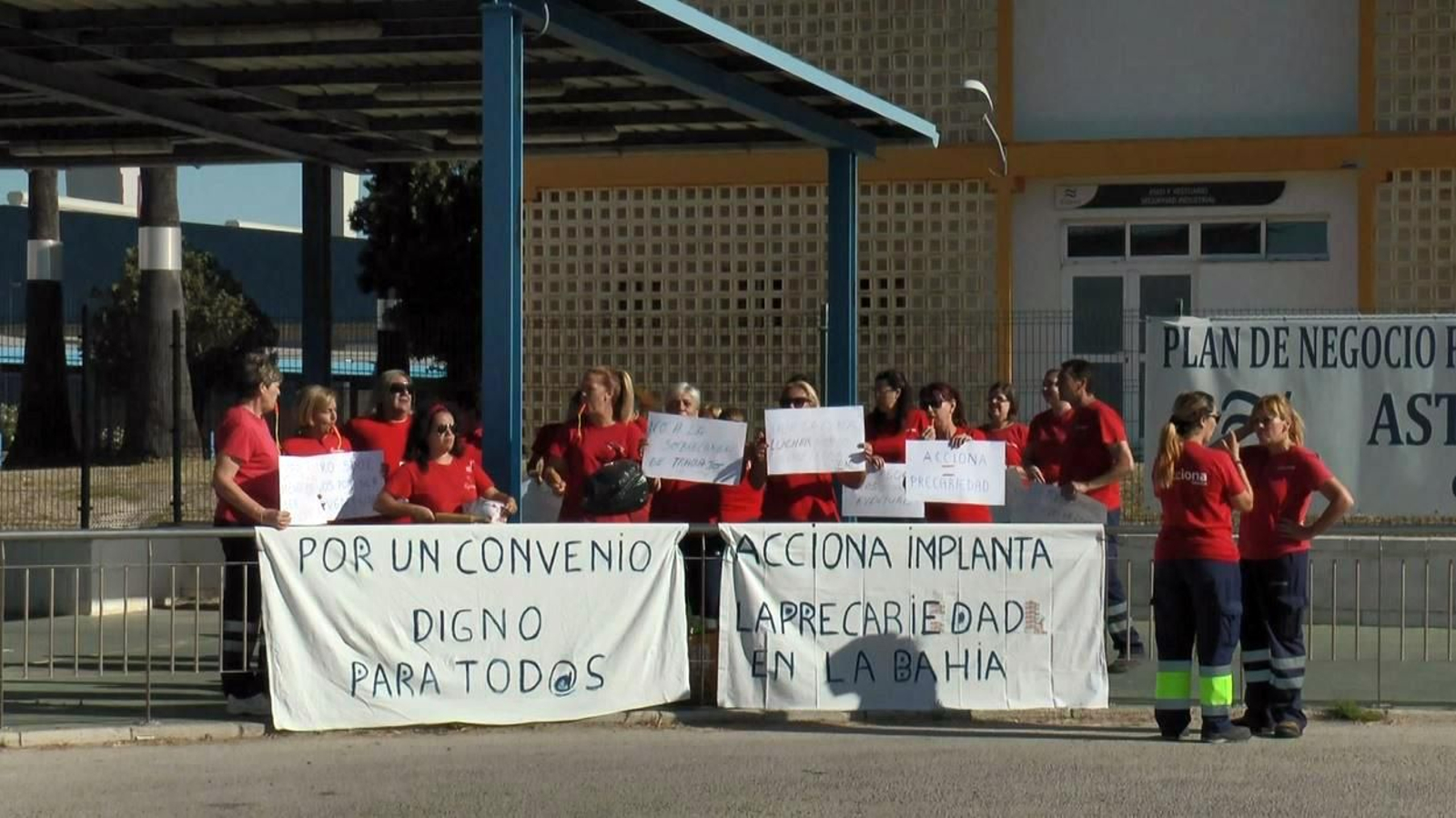 Protesta de la plantilla de Acciona en el astillero de Puerto Real