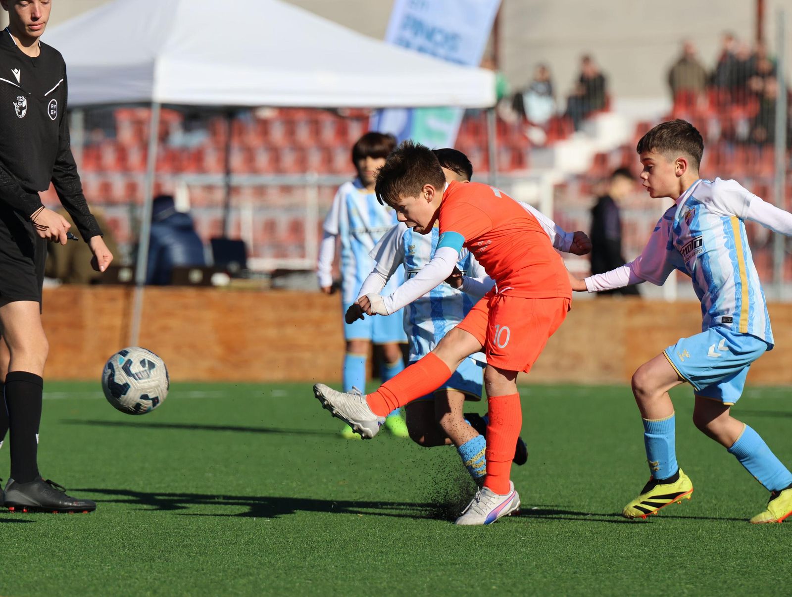 Las mejores imágenes de la jornada final del Torneo Benjamín de Pinos Puente