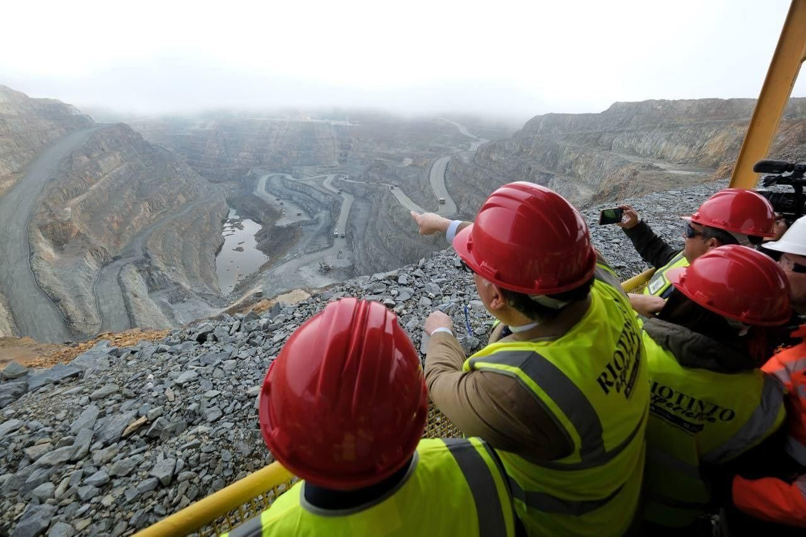 Imagen de una de las visitas a la mina de Riotinto previas a la apertura al público. Imagen de una de las visitas a la mina de Riotinto previas a la apertura al público.