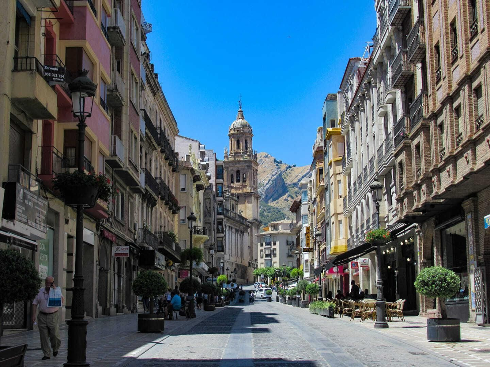 La mítica calle Bernabé Soriano será escenario del regreso del Flea Fashion Market.