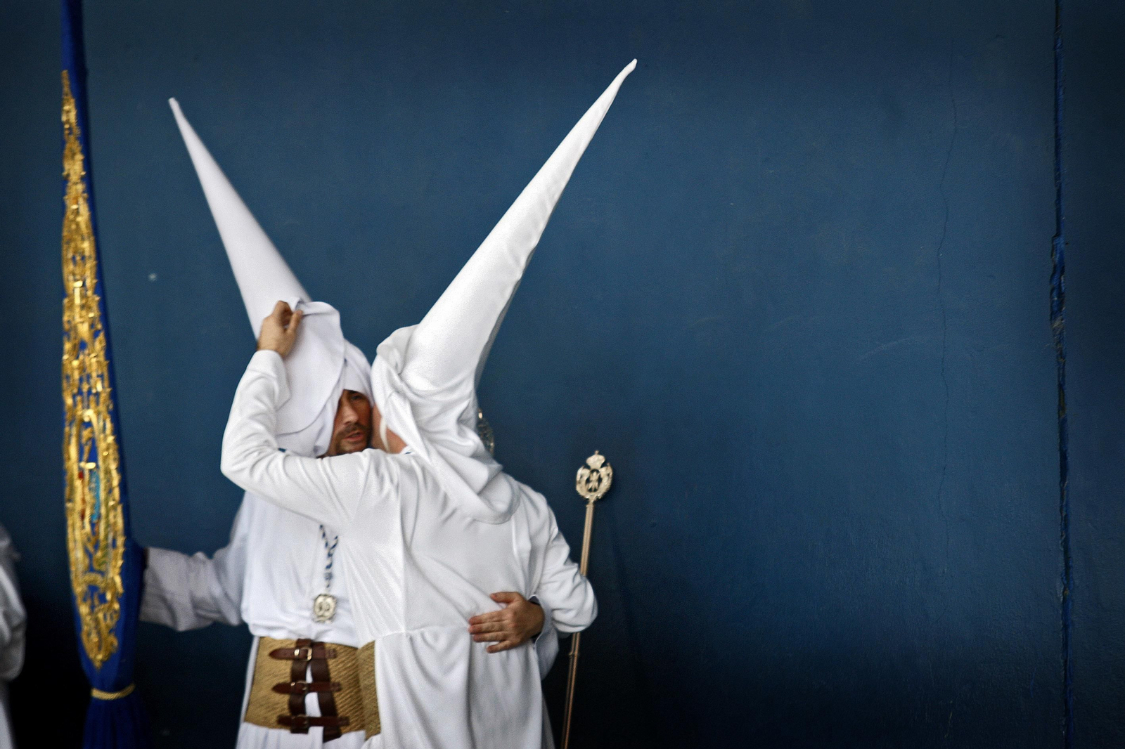 Salida de la hermandad del Despojado