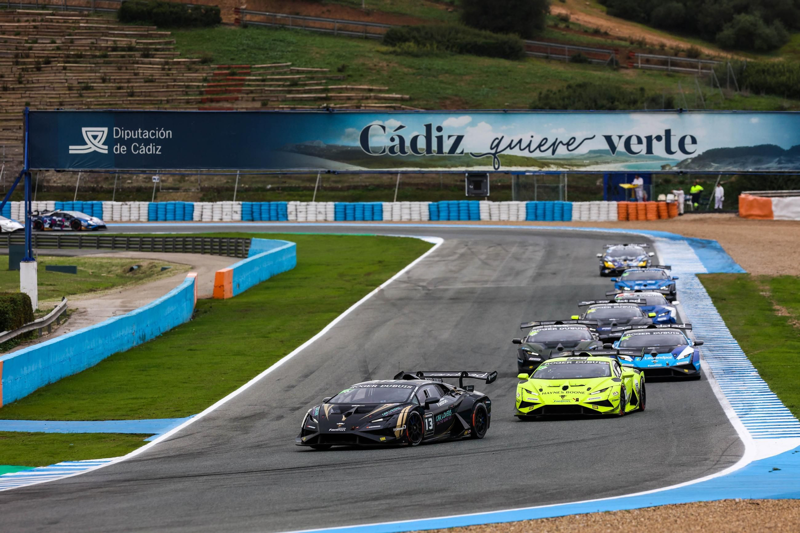 Las mejores imágenes de las Finales Mundiales de la Copa Lamborghini en Jerez