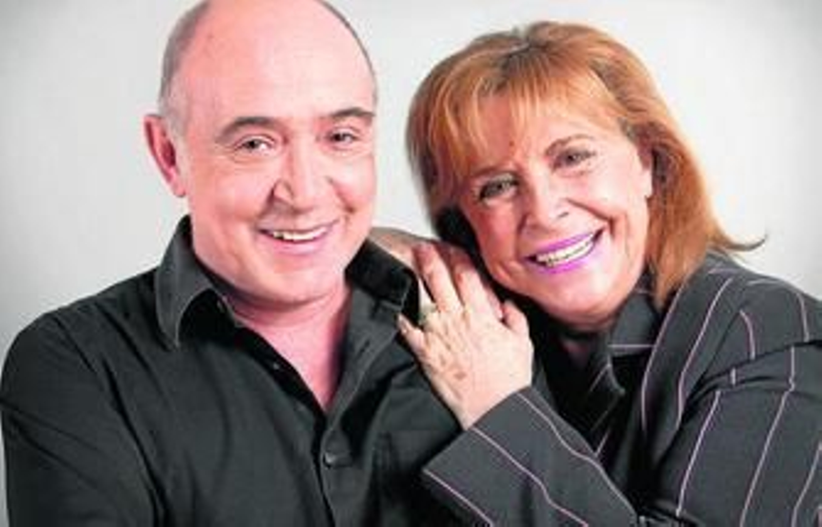 Juan Calot y María Luisa Merlo llevan esta noche al Falla 'Amores de fábula'.