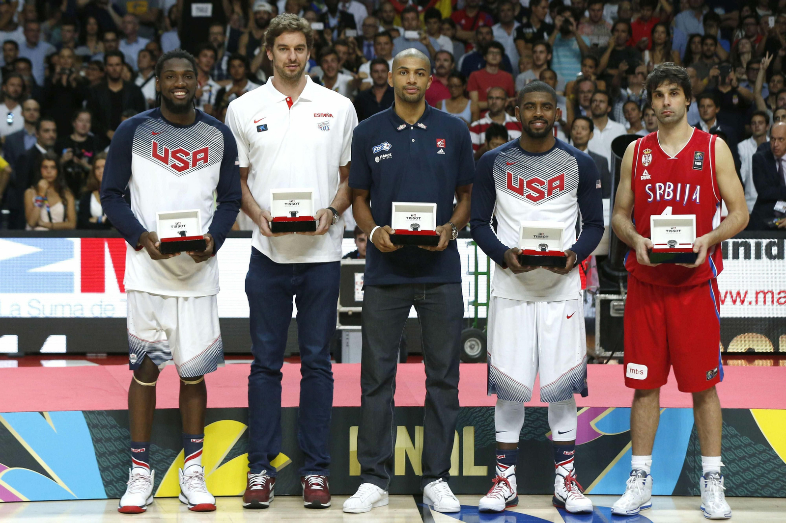 Pese al fracaso de España, Pau formó parte del quinteto ideal del Mundial 2014.