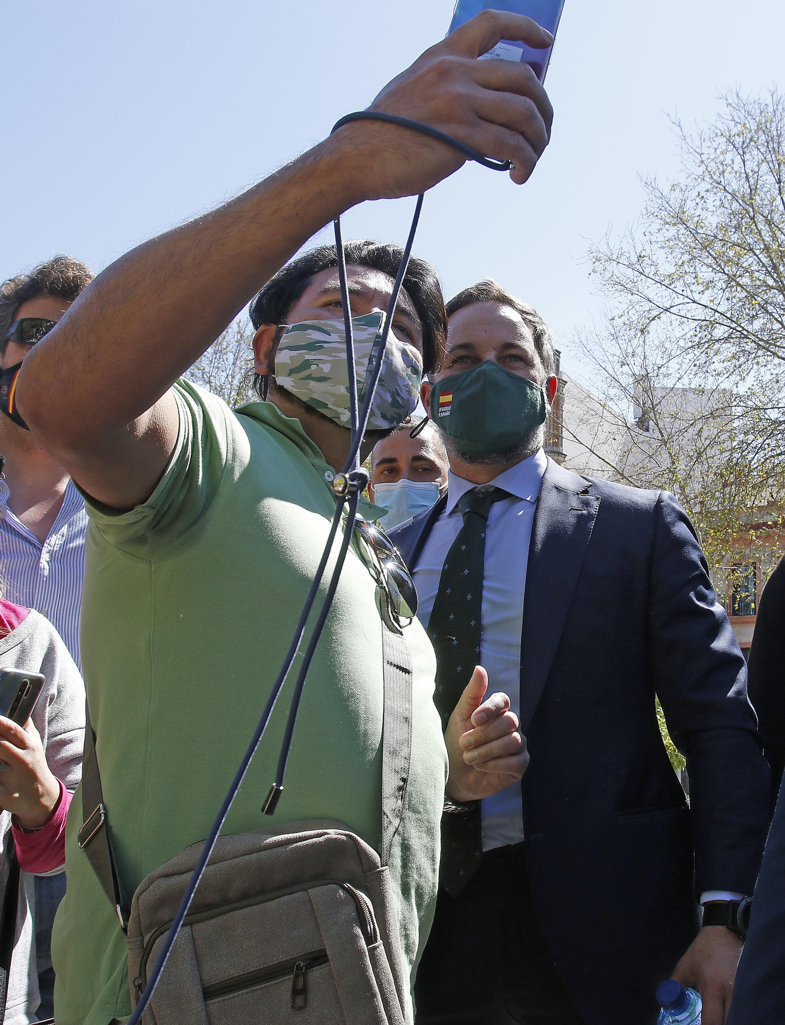 Cierran Plaza Nueva para una R.P. de Santiago Abascal