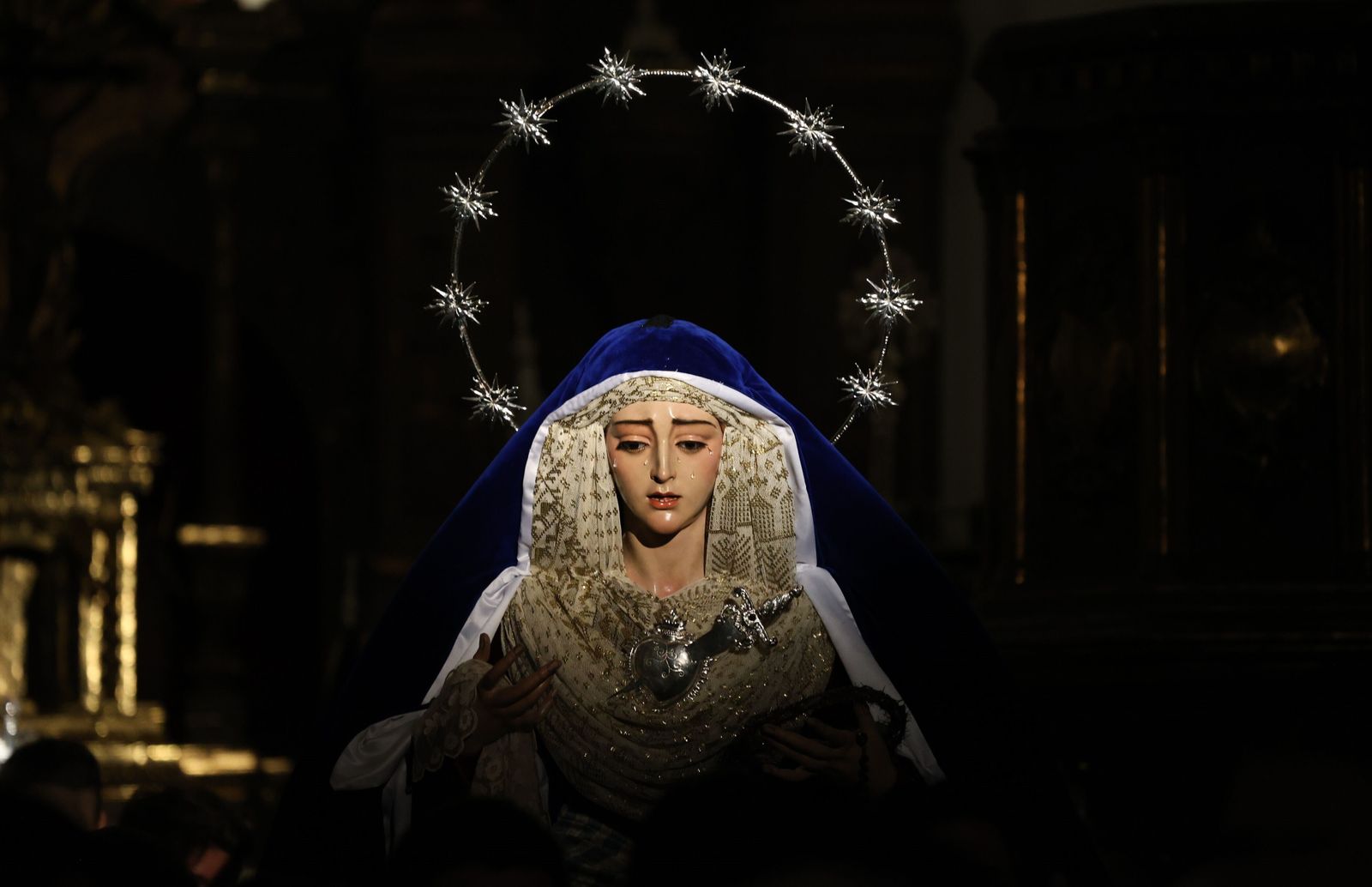 Los mejores momentos del Viernes de Dolores en Málaga, en fotos