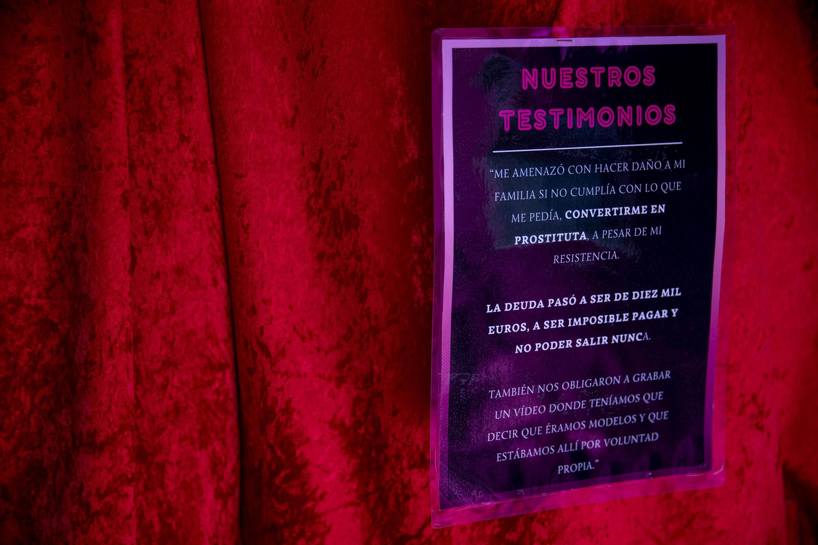 Sensibilización sobre la trata de mujeres en el IES Maestro Padilla de Almería, en imágenes