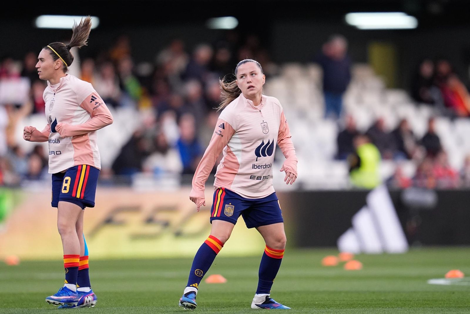 Las fotos del España-Islandia de fútbol femenino