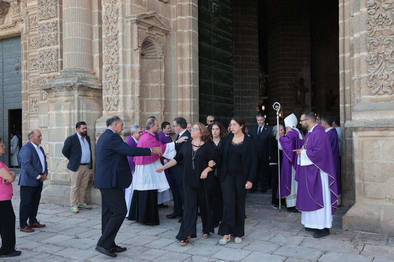 El funeral del periodista Andrés Luis Cañadas, en imágenes