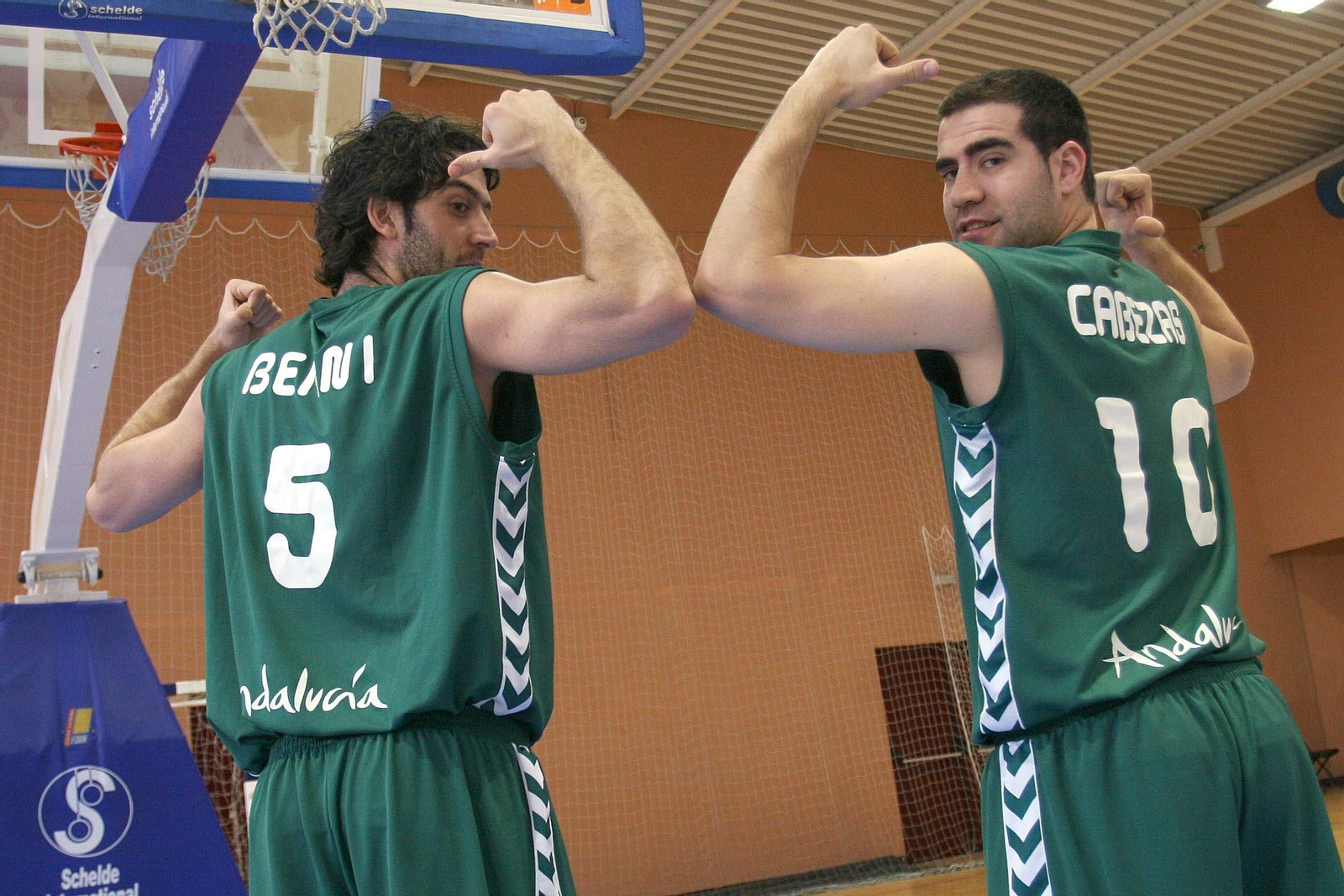 La carrera de Carlos Cabezas, en fotos